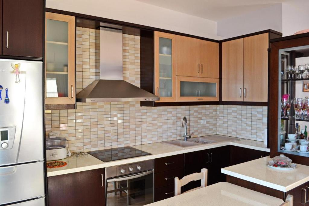 Apartment Elena-1 Sarandë エクステリア 写真