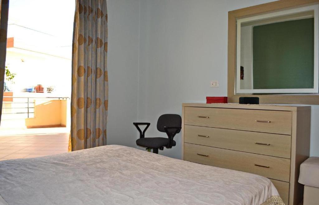 Apartment Elena-1 Sarandë エクステリア 写真