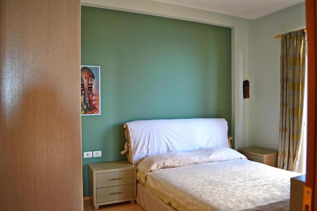 Apartment Elena-1 Sarandë エクステリア 写真